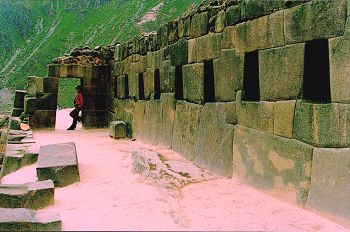Ollantaytambo